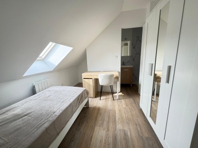 CHAMBRE A LOUER - CROIX - 11 m2 - 590€ charges comprises par mois