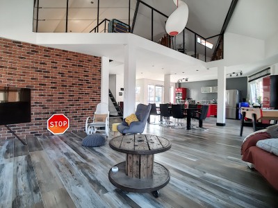 LOFT A VENDRE - WATTRELOS - 160 m2 - 299000€
