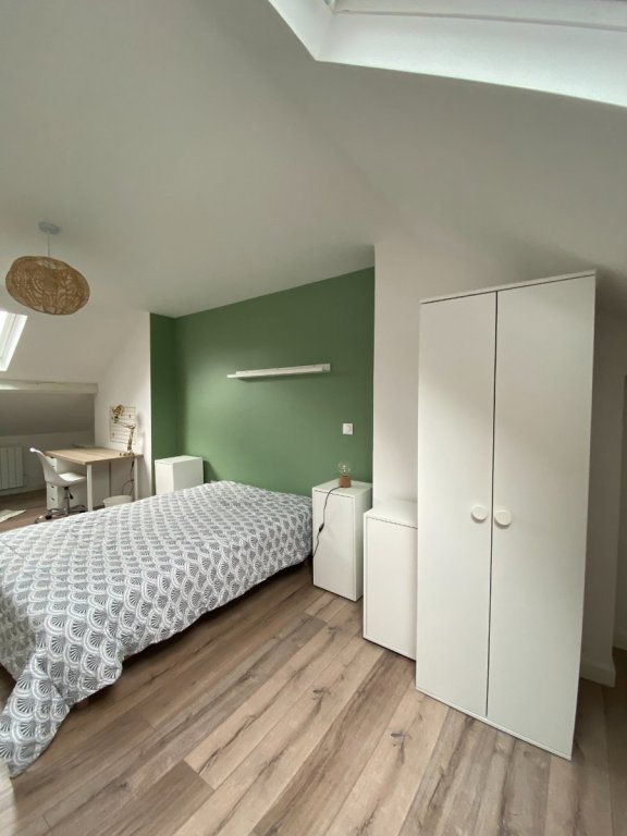 colocation A LOUER - LILLE centre ville - 15 m2 - 700 &euro; charges comprises par mois