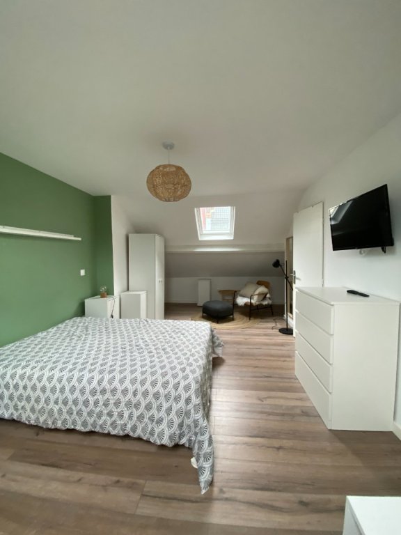 colocation A LOUER - LILLE centre ville - 15 m2 - 700 &euro; charges comprises par mois