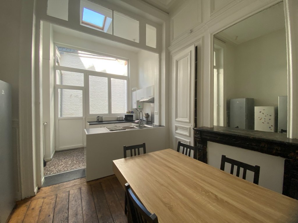 COLOCATION A LOUER - LILLE - 14.12 m2 - 650 &euro; charges comprises par mois