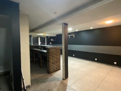 Immeuble , local commercial, T2 A VENDRE - TOURCOING - 102 m2 - 149900€