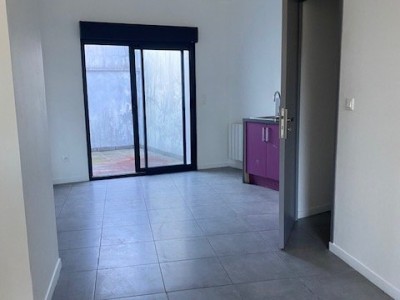 local commercial A LOUER - LANNOY - 36 m2 - 750€ HC par mois