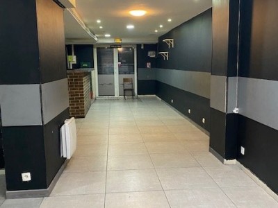 LOCAL COMMERCIAL A LOUER - TOURCOING BLANC SEAU - 64 m2 - 715€ HC par mois