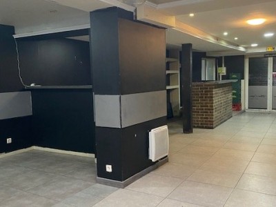 LOCAL COMMERCIAL A LOUER - TOURCOING BLANC SEAU - 64 m2 - 715€ HC par mois