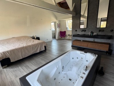 LOFT A LOUER - ROUBAIX - 286.69 m2 - 2686€ charges comprises par mois