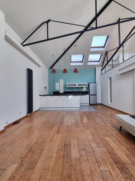 LOFT A VENDRE - LILLE Wazemmes - 118 m2 - 369�000�&euro;