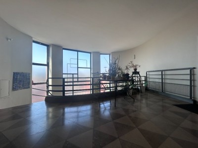 LOFT A VENDRE - TOURCOING GARE - 235 m2 - 570000€