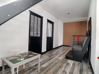 LOFT A VENDRE - WATTRELOS - 160 m2 - 299000€
