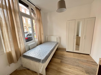 CHAMBRE A LOUER - CROIX - 11 m2 - 590€ charges comprises par mois