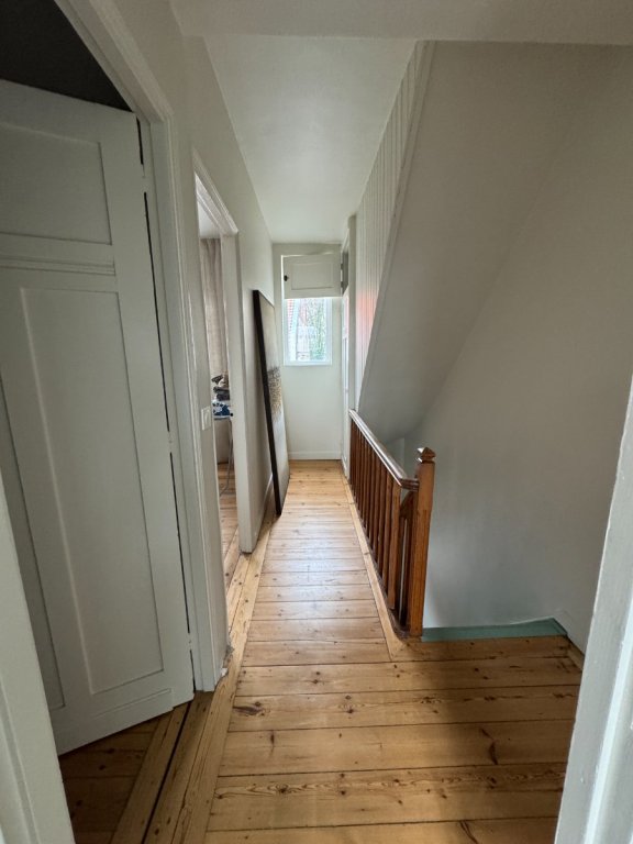 Maison 1930 r�nov�e avec garage - 3 chambres -