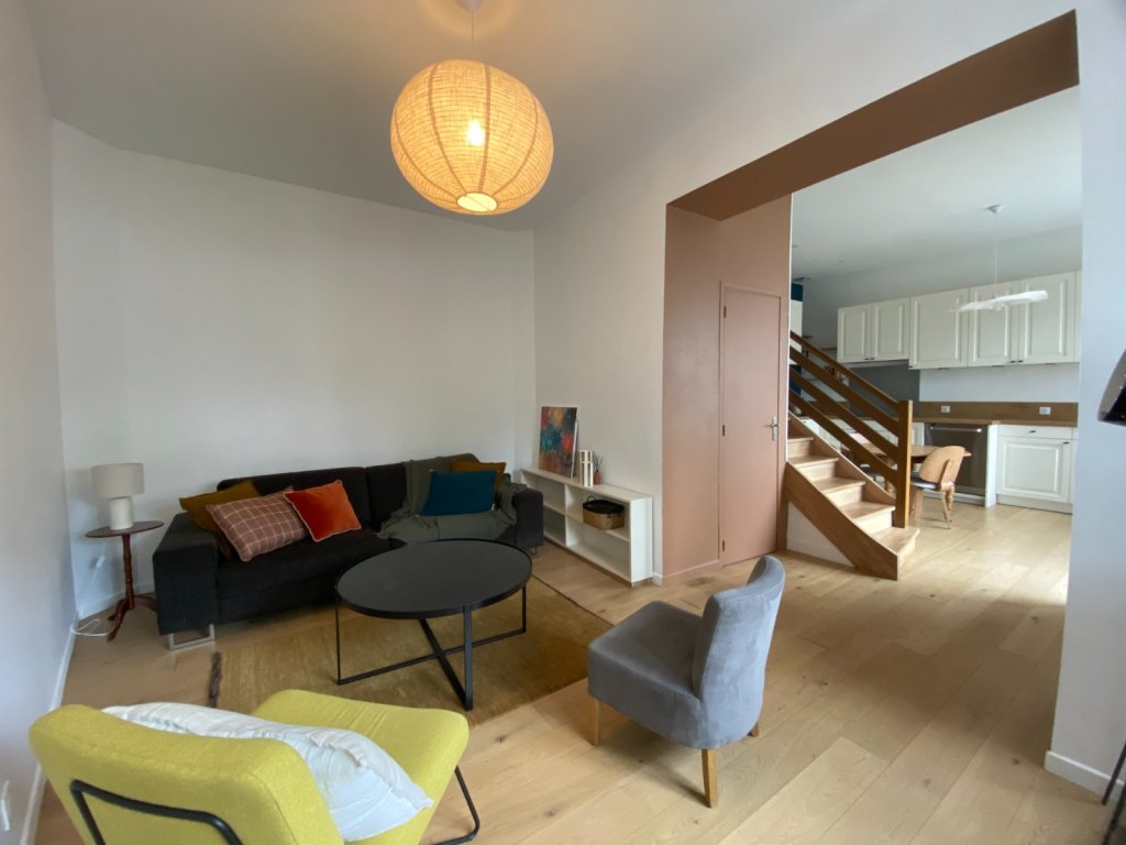 Maison meubl�e A LOUER - MOUVAUX - 58.5 m2 - 1�180�&euro; charges comprises par mois