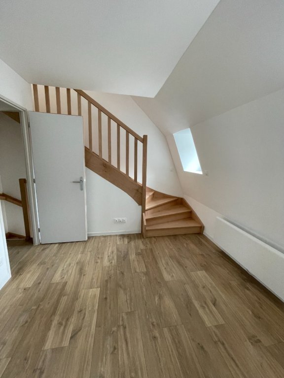 Maison 2 chambres et un bureau A LOUER - TOURCOING - 60.7 m2 - 805�&euro; charges comprises par mois