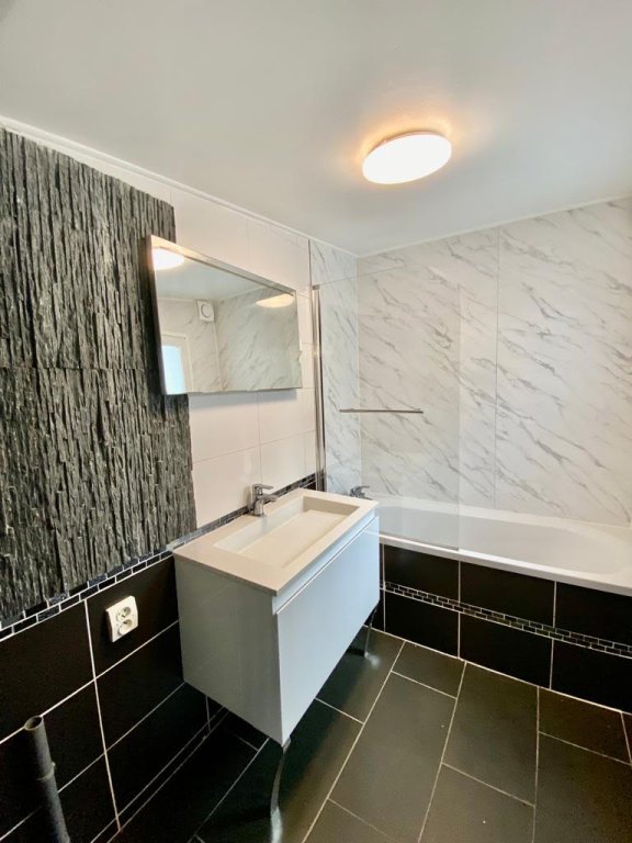 MAISON - WAMBRECHIES - 55.6 m2 - LOU&Eacute;