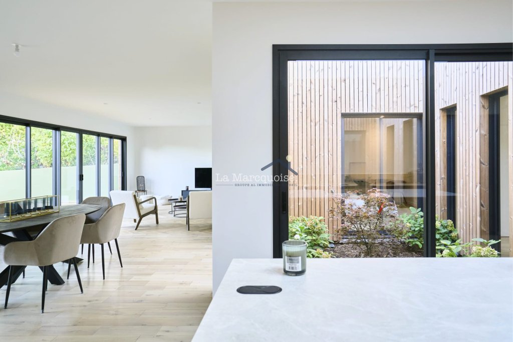 MAISON A VENDRE - MARCQ EN BAROEUL - 226.9 m2 - 1�250�000�&euro;