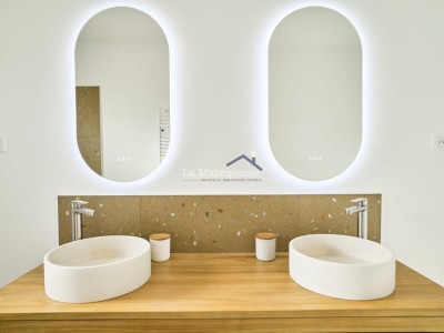 MAISON A VENDRE - MARCQ EN BAROEUL - 226.9 m2 - 1 250 000 €