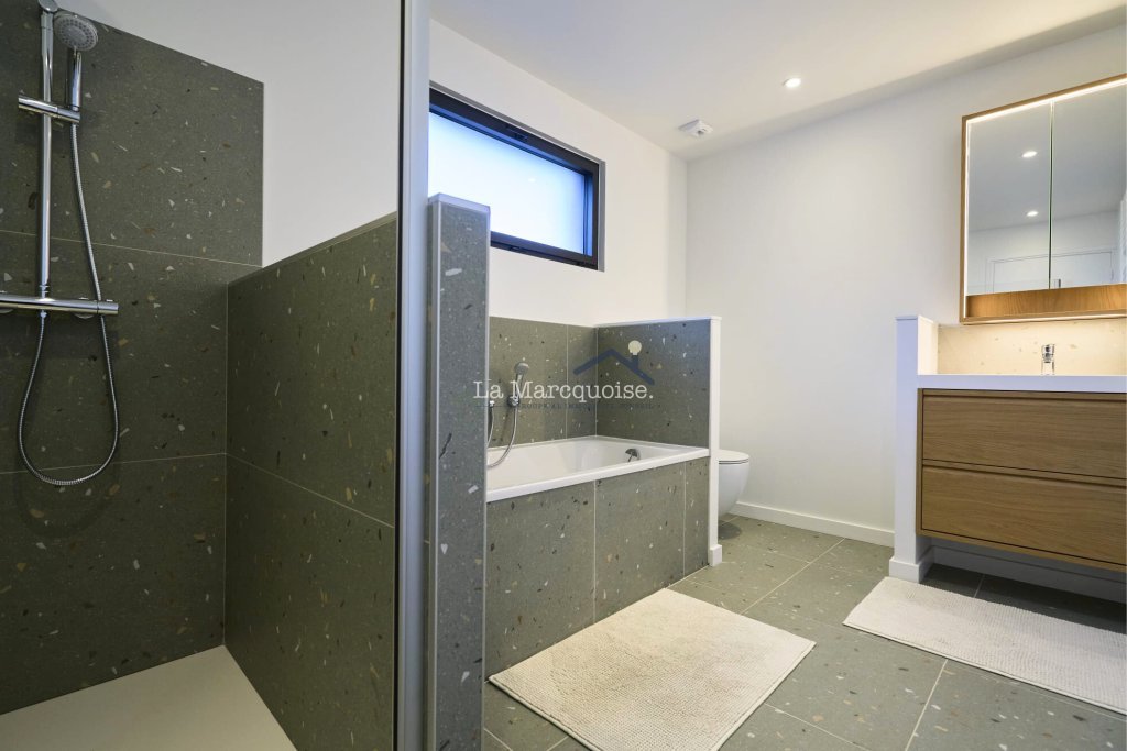 MAISON A VENDRE - MARCQ EN BAROEUL - 226.9 m2 - 1�250�000�&euro;