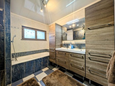 Maison + appartement + dpendances A VENDRE - MARQUETTE LEZ LILLE - 170 m2 - 430000€