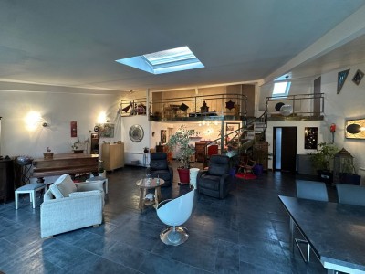 MOUVAUX ENSEMBLE IMMOBILIER A VENDRE - MOUVAUX - 189 m2 - 796000€
