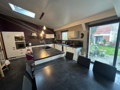 MOUVAUX ENSEMBLE IMMOBILIER A VENDRE - MOUVAUX - 189 m2 - 796000€