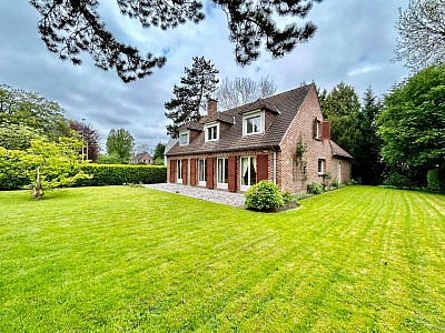 MAISON - MOUVAUX TOUS COMMERCES - 170 m2 - 649000€
