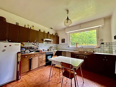 MAISON - MOUVAUX TOUS COMMERCES - 170 m2 - 649000€
