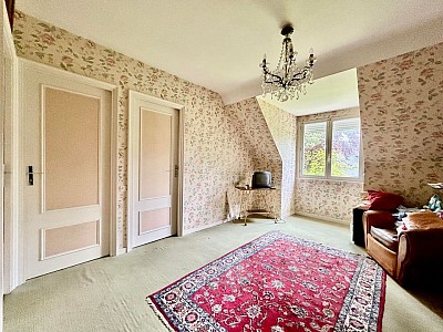 MAISON - MOUVAUX TOUS COMMERCES - 170 m2 - 649000€