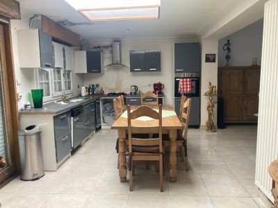 1930 A VENDRE - TOURCOING - 100 m2 - 128000€