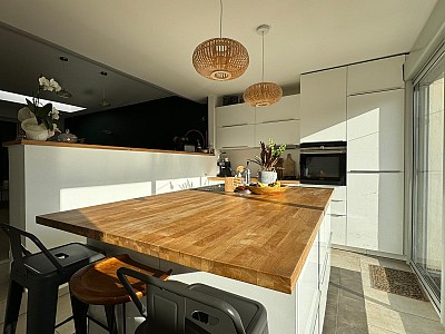 MAISON - VILLENEUVE D ASCQ - 115 m2 - 414000€