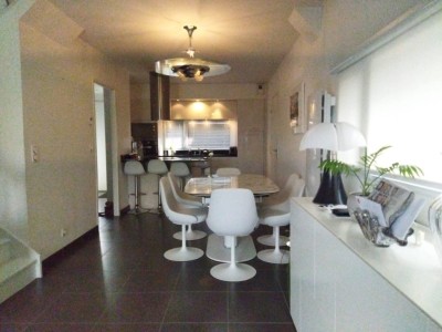 MAISON - VILLENEUVE D ASCQ - 78 m2 - 342000€