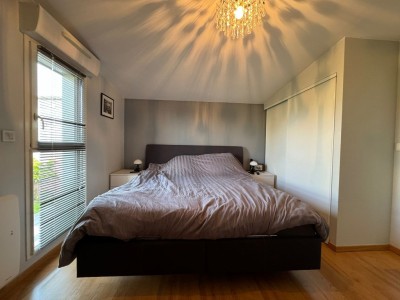 MAISON - VILLENEUVE D ASCQ - 78 m2 - 342000€