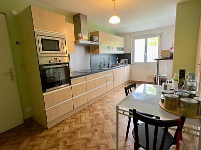 MAISON A VENDRE - VILLENEUVE D ASCQ Bus : 5, - 137 m2 - 379000€