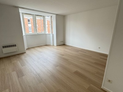 STUDIO A LOUER - LA MADELEINE - 31.74 m2 - 594�&euro; charges comprises par mois