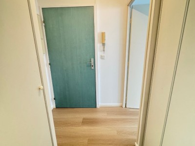 STUDIO A LOUER - LA MADELEINE - 31.74 m2 - 594�&euro; charges comprises par mois