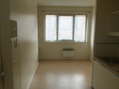 STUDIO A LOUER - LA MADELEINE - 26 m2 - 515 &euro; charges comprises par mois