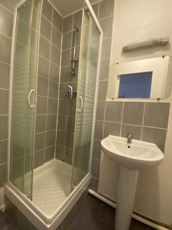 STUDIO A LOUER - LA MADELEINE - 16.3 m2 - 440�&euro; charges comprises par mois