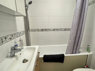 STUDIO A LOUER - LA MADELEINE - 30.44 m2 - 728 &euro; charges comprises par mois