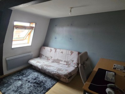 STUDIO AVEC MEZZANINE A LOUER - LILLE - 24.75 m2 - 550 &euro; charges comprises par mois