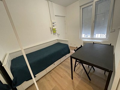 STUDIO A LOUER - LILLE - 11 m2 - 415€ charges comprises par mois