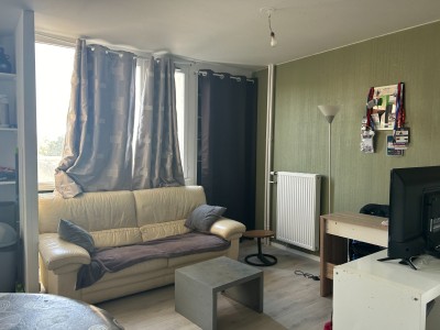 STUDIO A LOUER - MONS EN BAROEUL - 33.2 m2 - 690€ charges comprises par mois