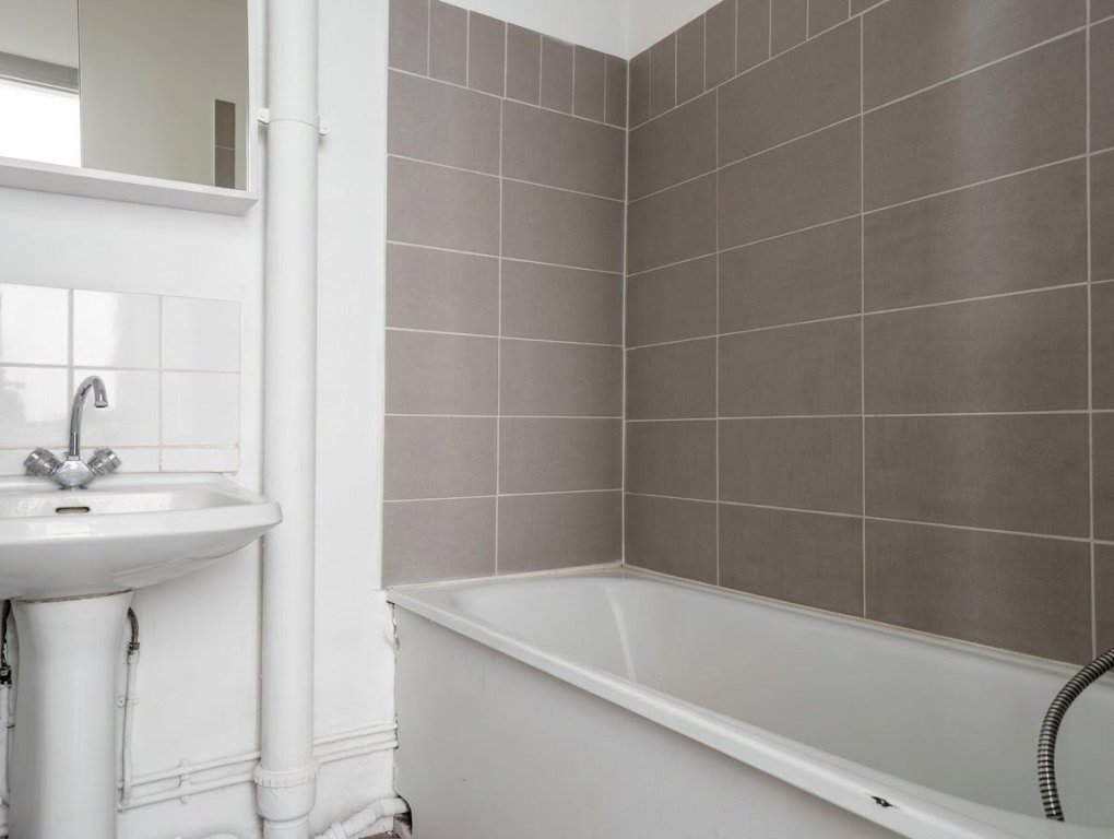 STUDIO A VENDRE - LA MADELEINE - 23.97 m2 - 99 900 &euro;