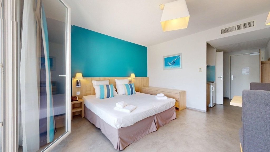 APPARTEMENT T1 A VENDRE - AGDE - 24.14 m2 - 78�000�&euro;