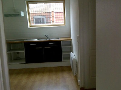 APPARTEMENT T2 A LOUER - LA MADELEINE - 45 m2 - 688€ charges comprises par mois