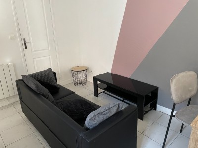 APPARTEMENT T2 A LOUER - LA MADELEINE - 30 m2 - 658€ charges comprises par mois