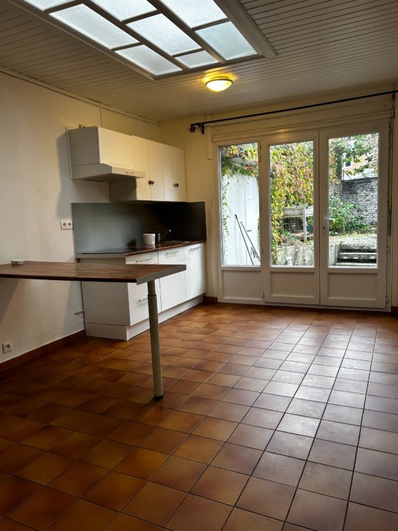 APPARTEMENT T2 A LOUER - LA MADELEINE - 34.12 m2 - 648 € charges comprises par mois