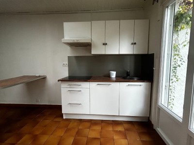 APPARTEMENT T2 A LOUER - LA MADELEINE - 34.12 m2 - 648 € charges comprises par mois