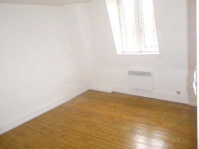 APPARTEMENT T2 - LA MADELEINE - 25 m2 - LOUÉ