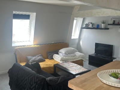 APPARTEMENT T2 A LOUER - LA MADELEINE - 46.25 m2 - 750 € charges comprises par mois