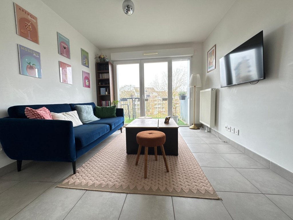 APPARTEMENT T2 A LOUER - LA MADELEINE - 36.6 m2 - 700�&euro; charges comprises par mois