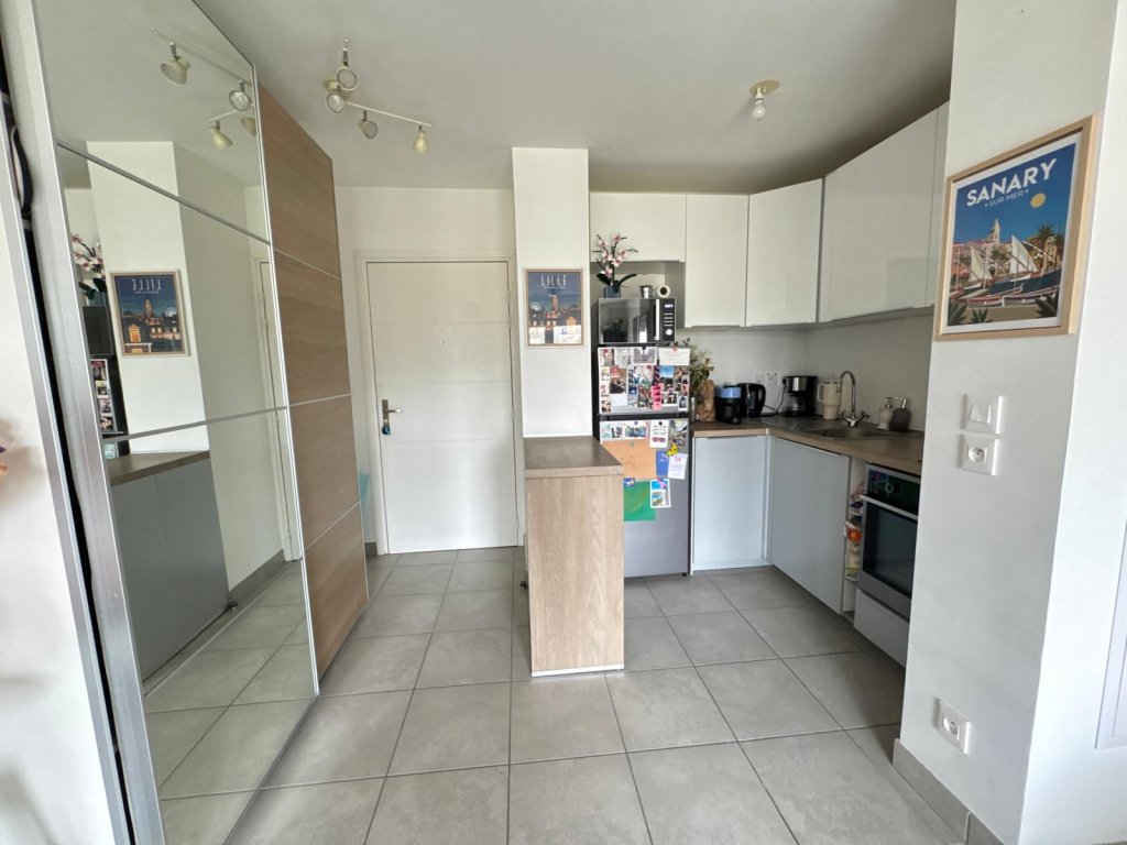 APPARTEMENT T2 A LOUER - LA MADELEINE - 36.6 m2 - 700�&euro; charges comprises par mois